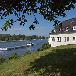 Schnellenburg ** Düsseldorf